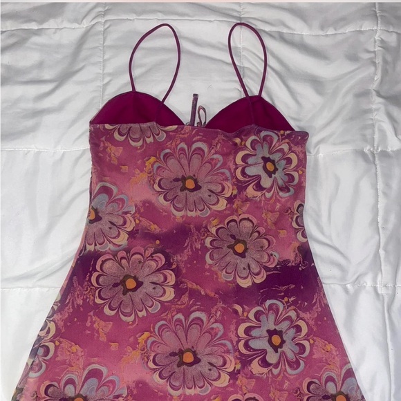 Urban Outfitters Elodie Printed Mesh Mini Dress Retro - Picture 3 of 3